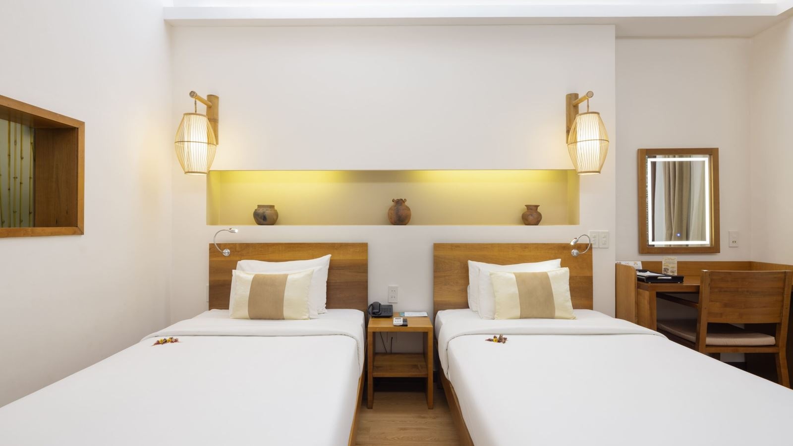 rooms-the-nova-deluxe-garden-view-with-balcony-child-without-extra-bed