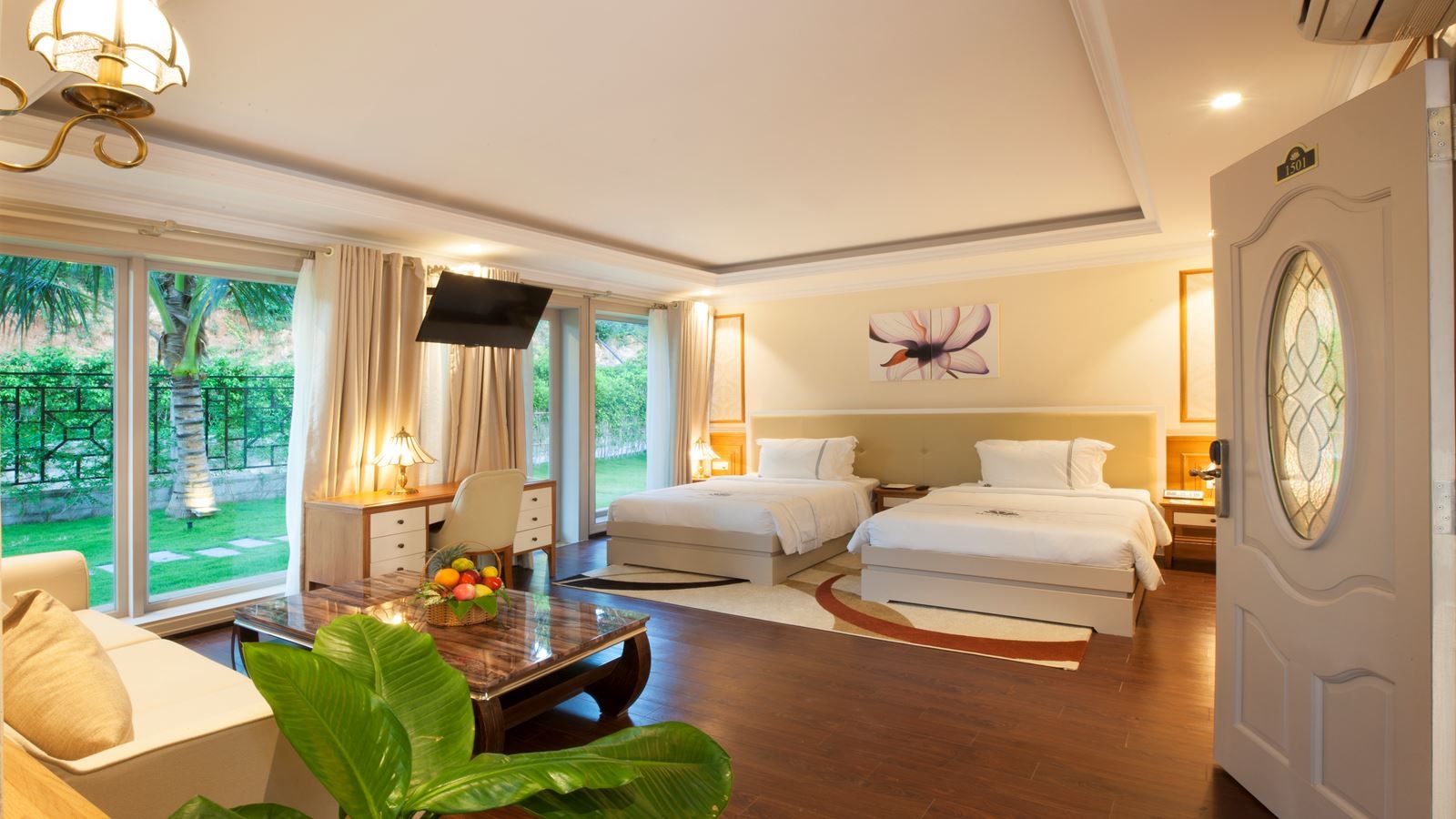rooms-executive-suite-sea-view
