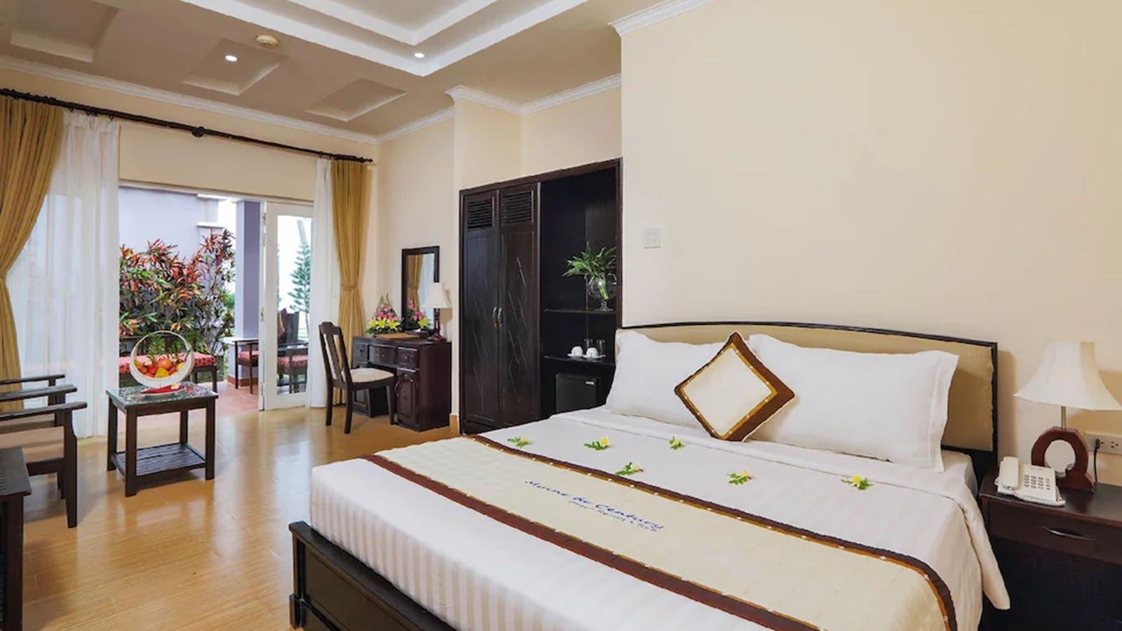 rooms-villa-sea-view-with-terrace