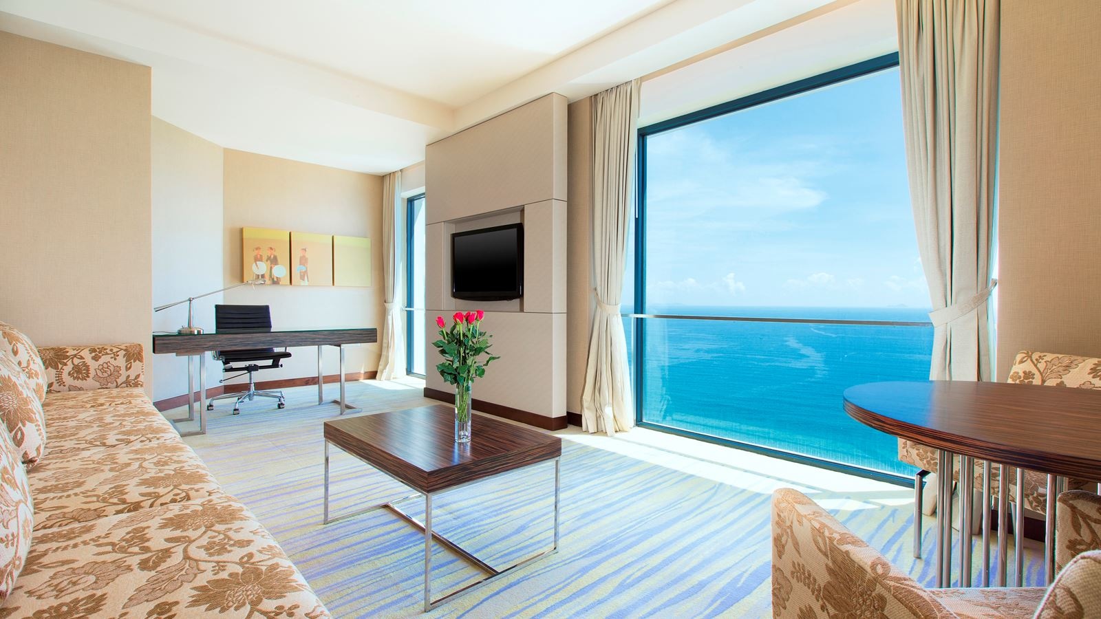 rooms-executive-suite