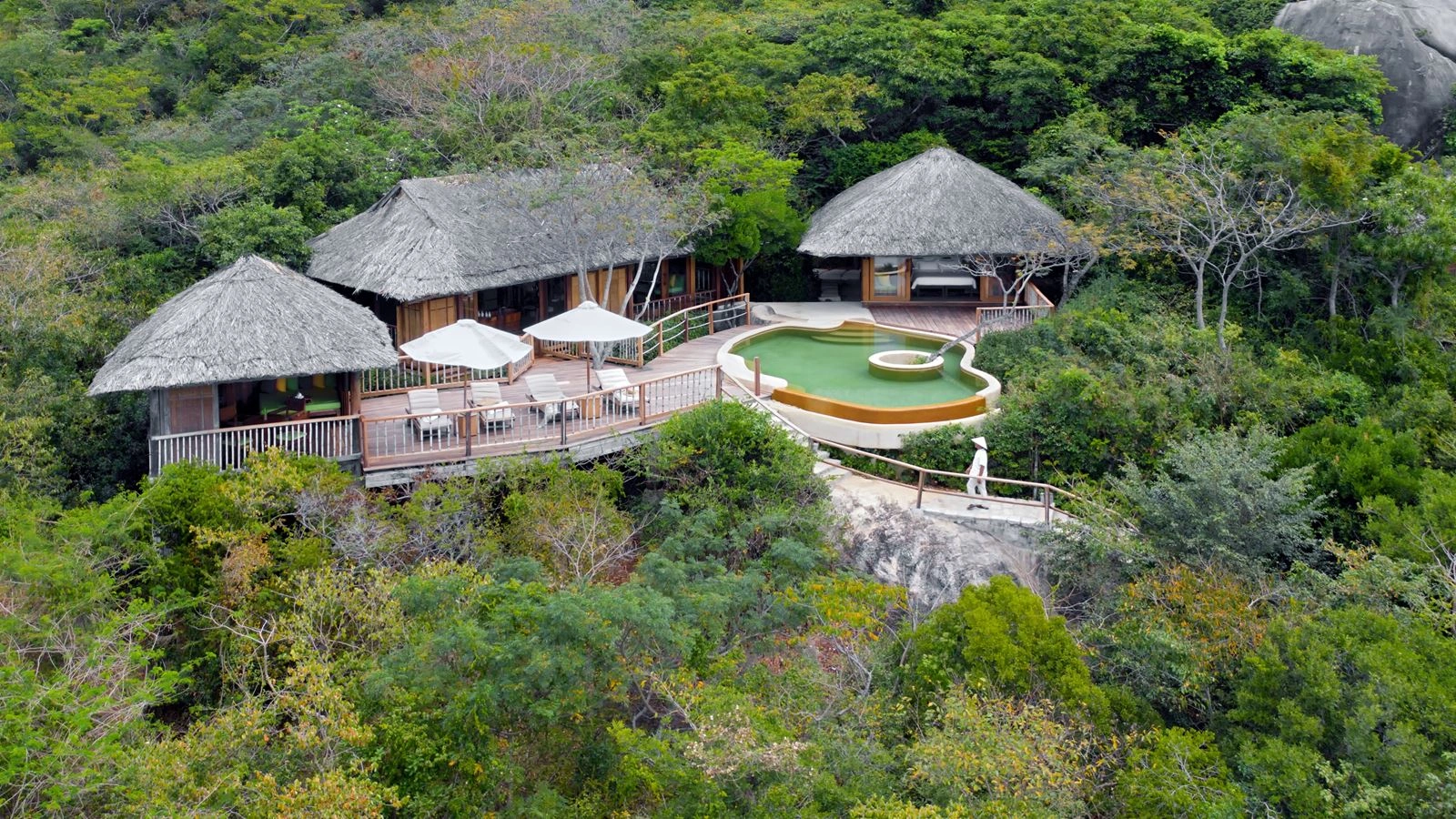 rooms-two-bedrooms-hill-top-pool-villa