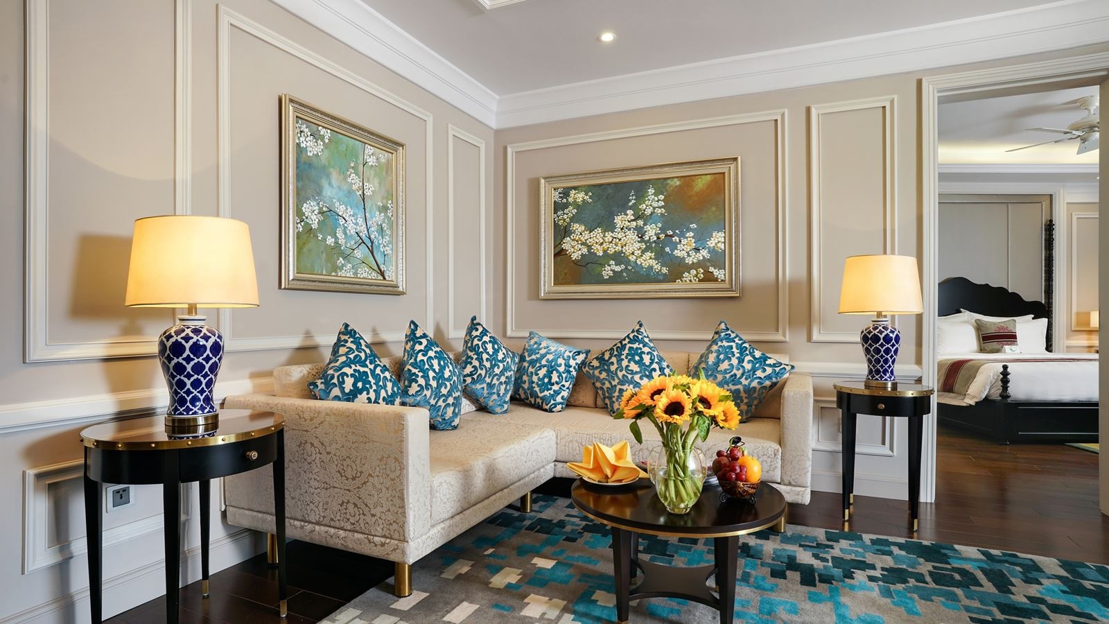 rooms-grand-deluxe-suite-ocean-view