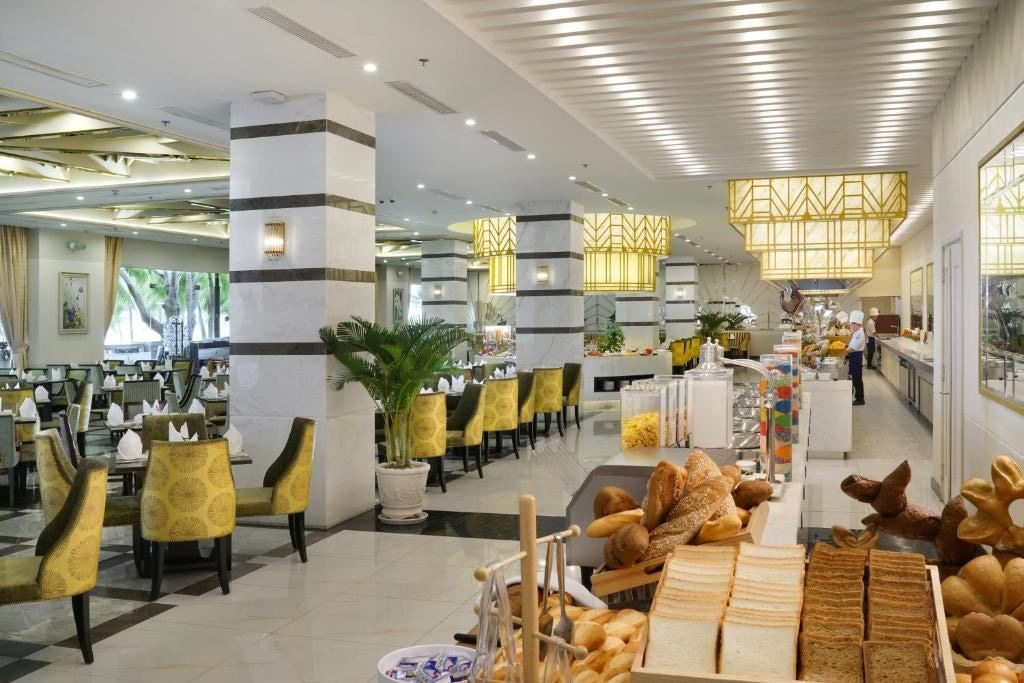 restaurants-restaurants