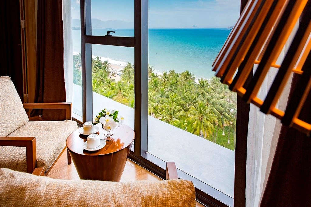 rooms-premier-beachfront