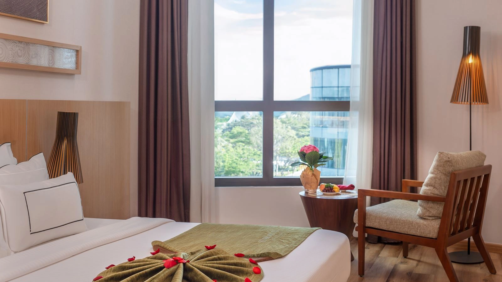 rooms-deluxe-seaview