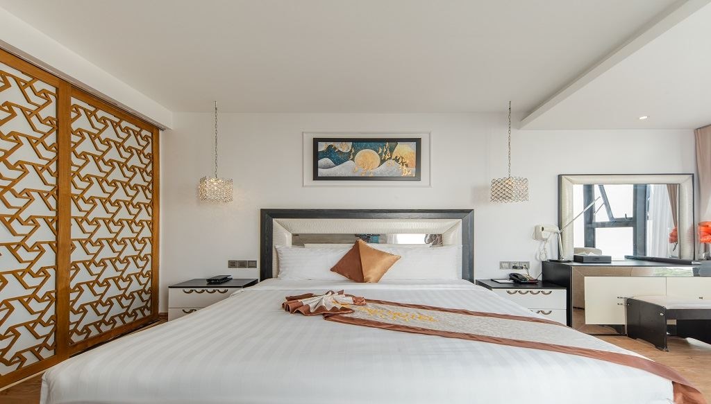 rooms-senior-deluxe-seaview