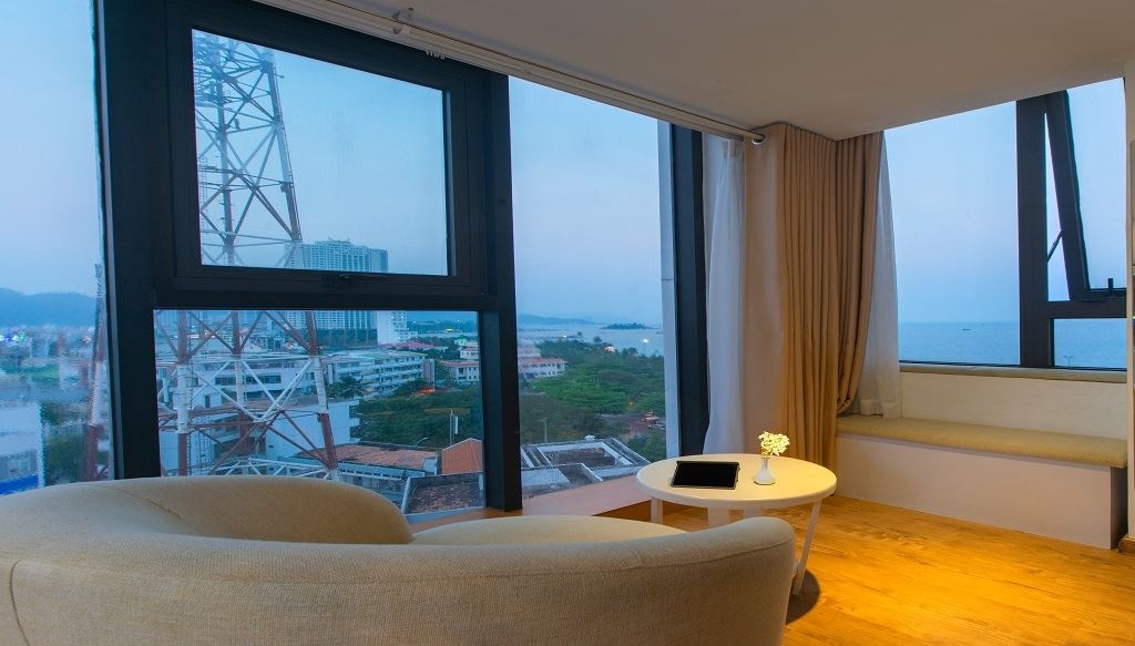 rooms-senior-deluxe-seaview