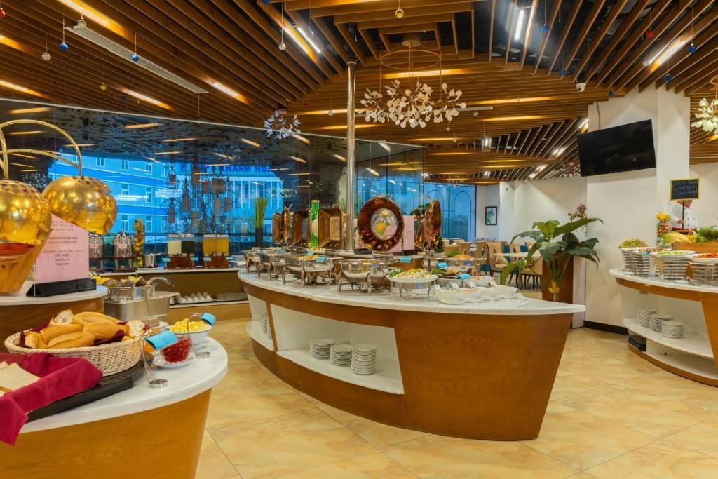 restaurants-restaurant