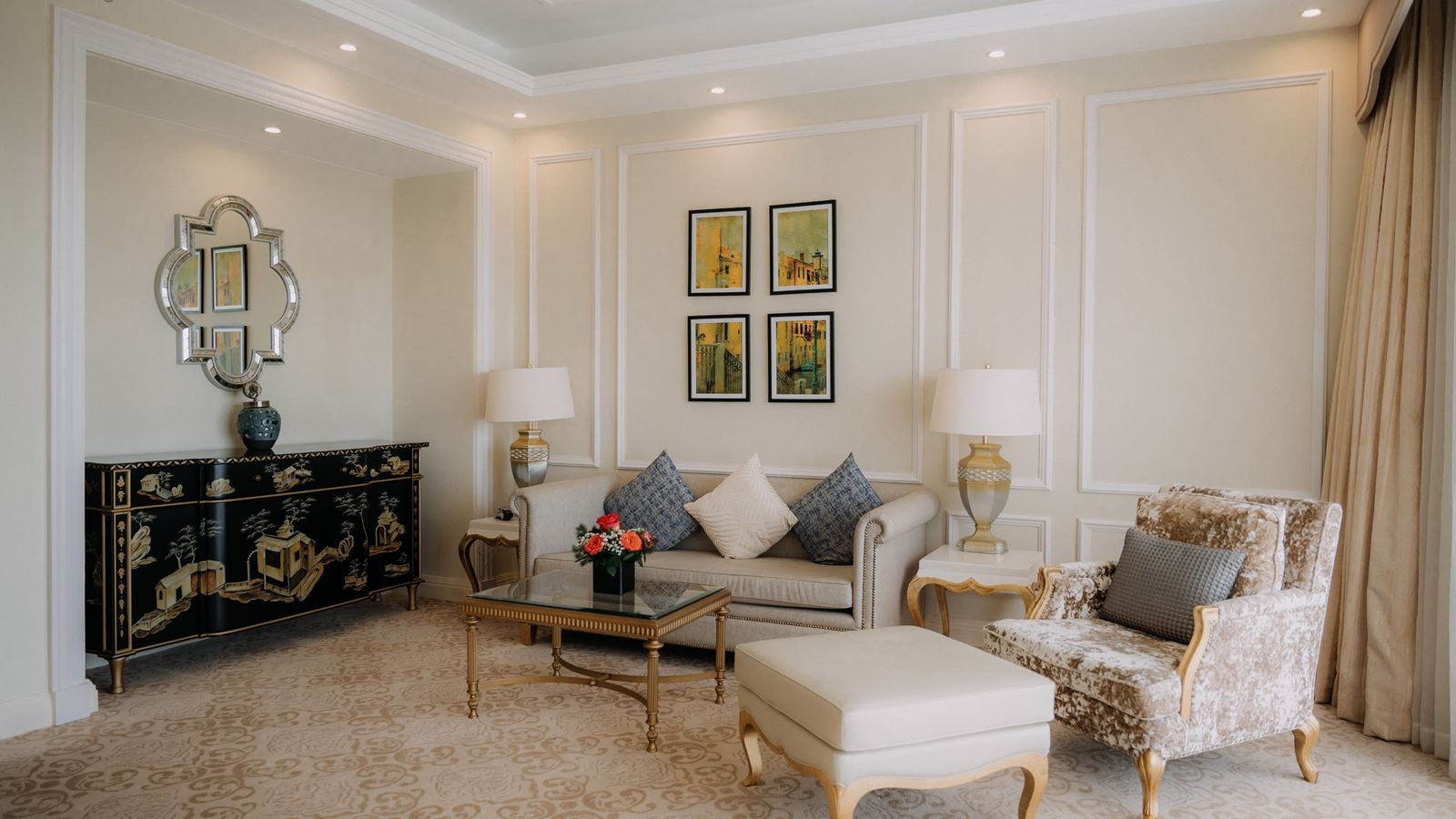 rooms-deluxe-suite-ocean-view-with-balcony