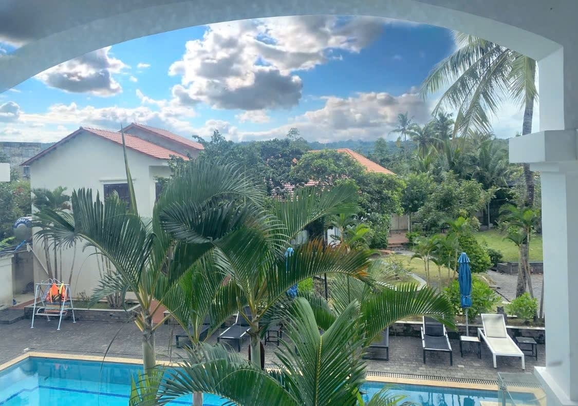 rooms-superior-pool-view