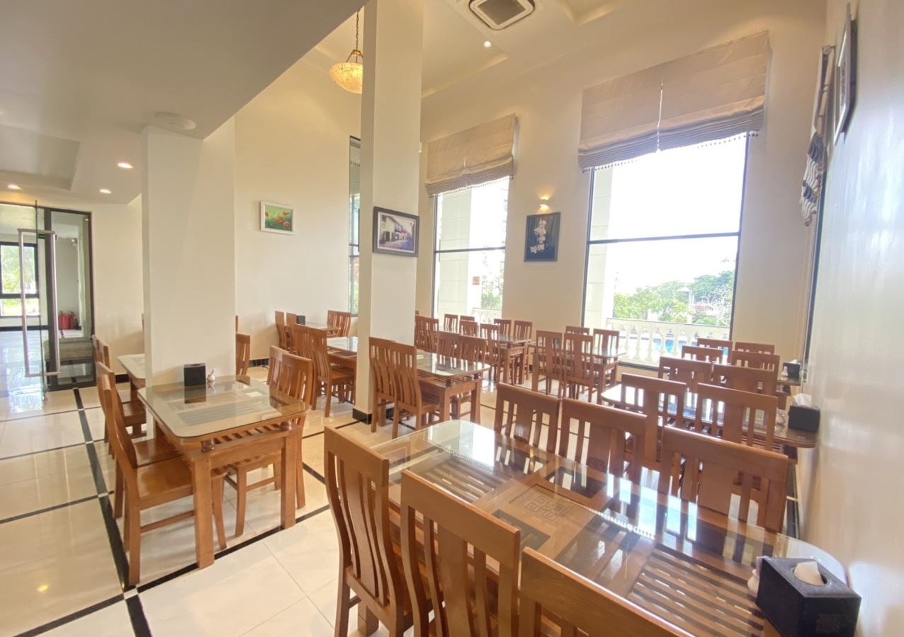 restaurants-restaurant