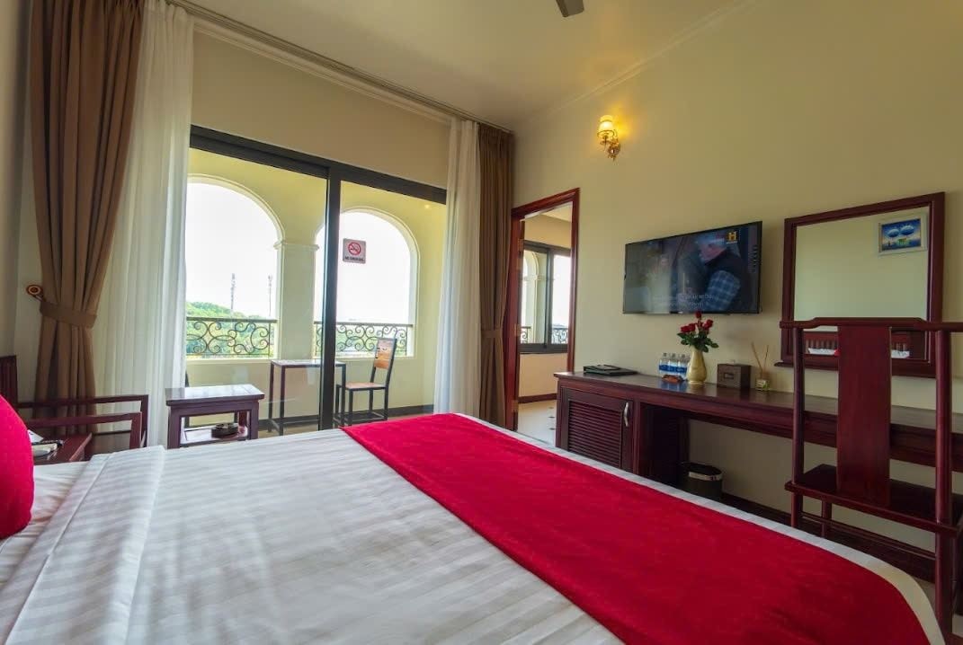 rooms-family-with-balcony