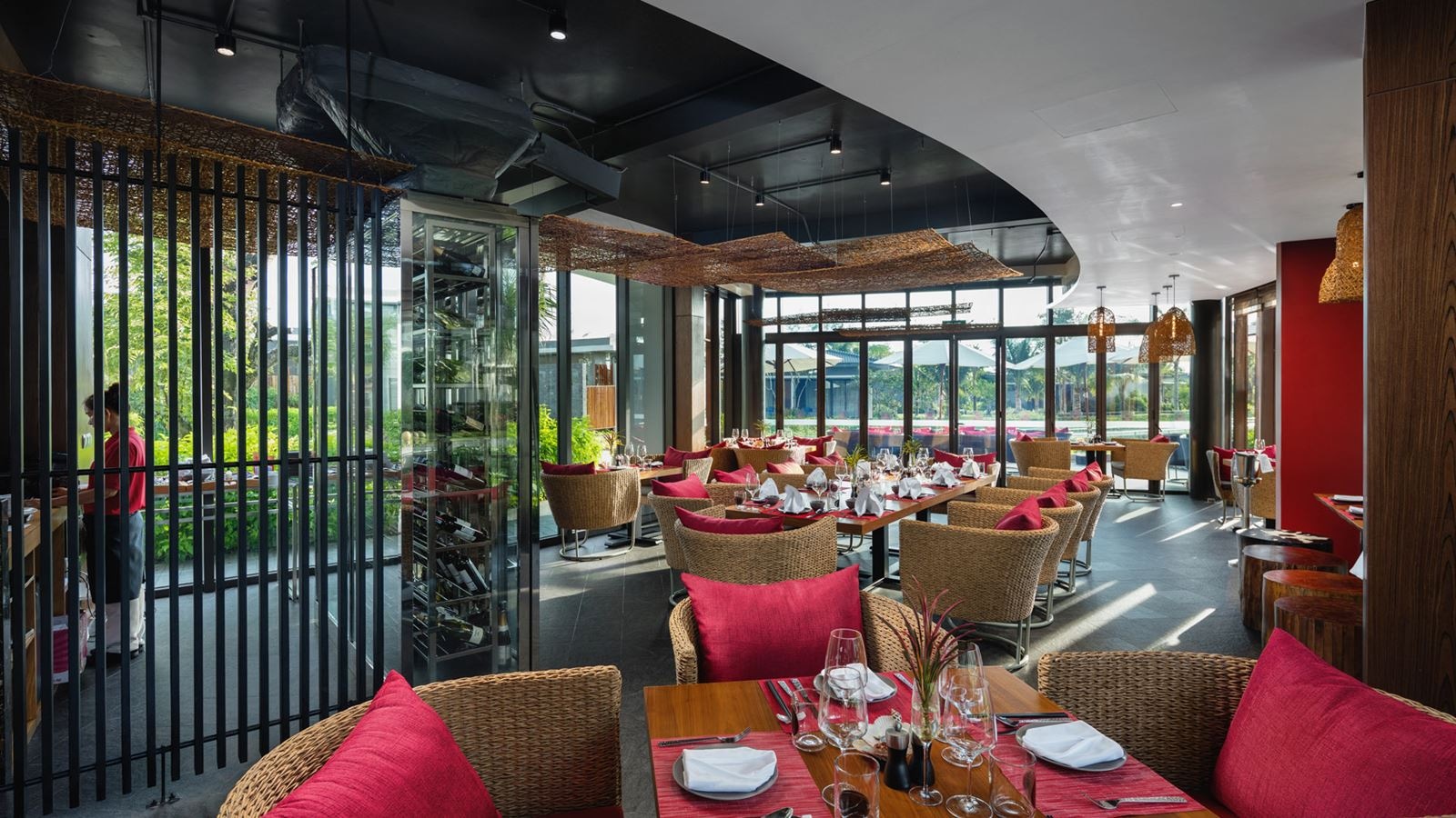 restaurants-phu-quoc-seafood-restaurant