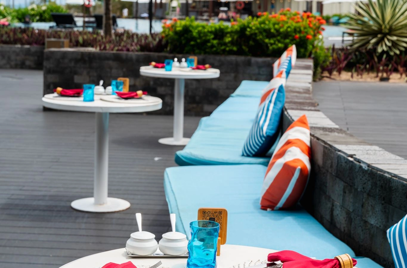 restaurants-ola-beach-club