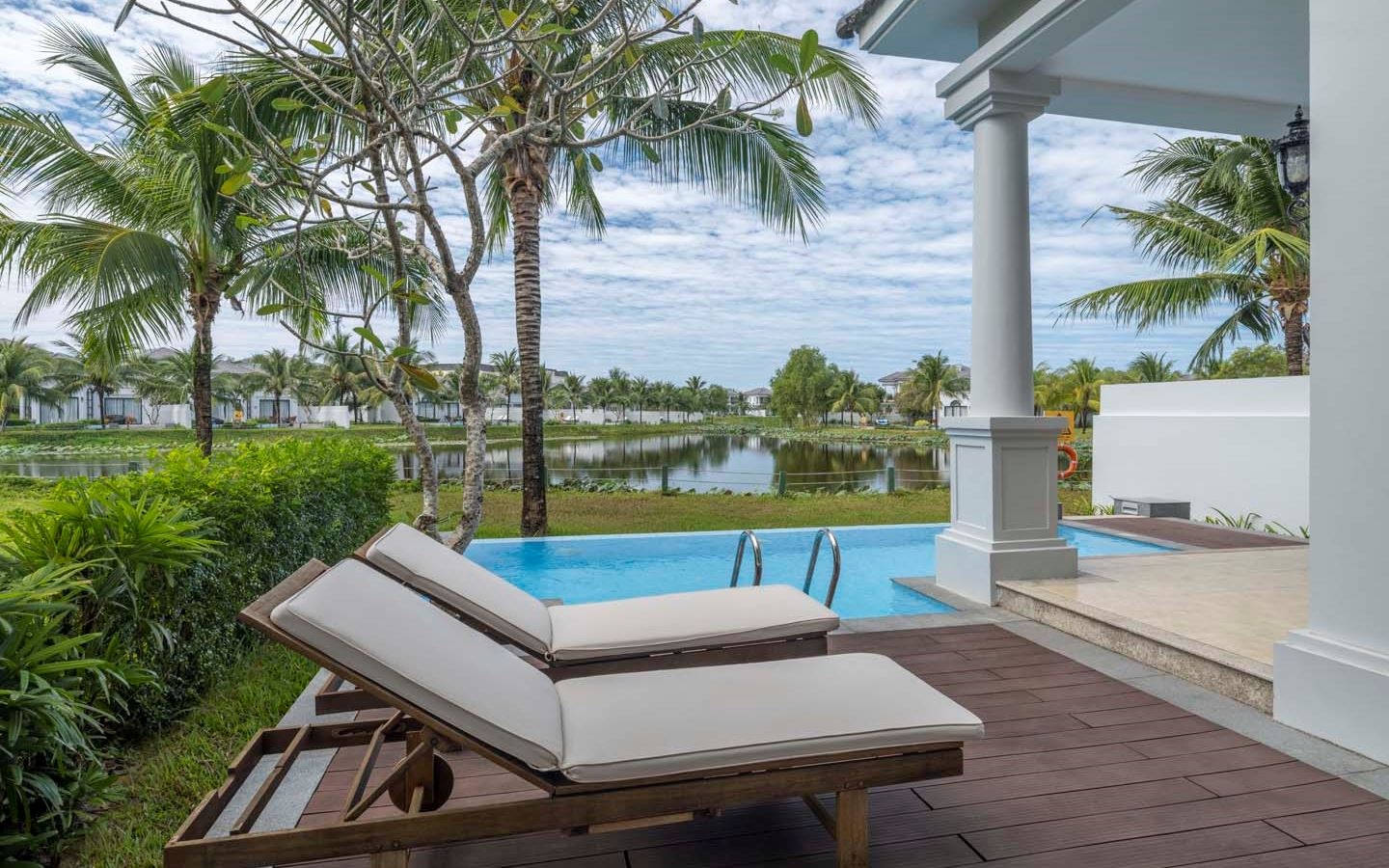 rooms-villa-2-bedroom-pool-view-no-extra-bed