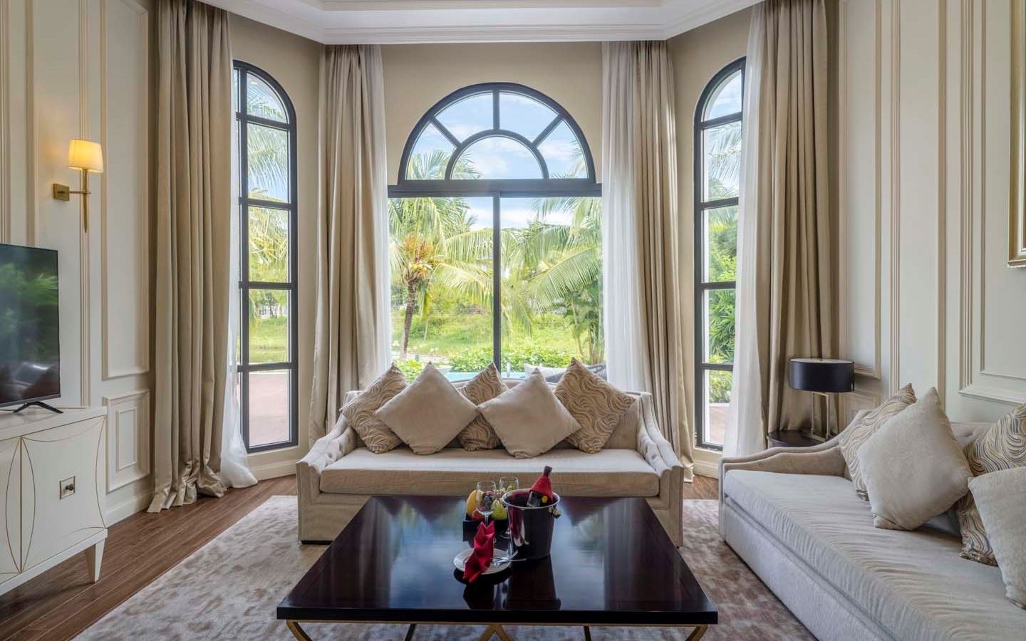 rooms-villa-3-bedroom-pool-view-no-extra-bed