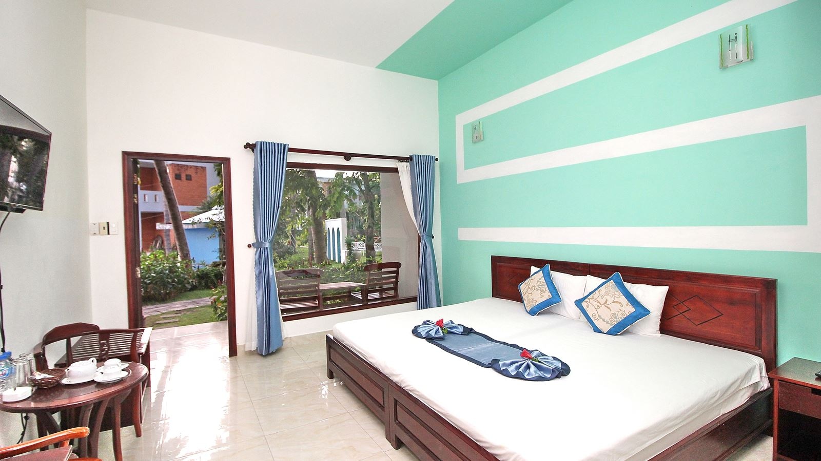 rooms-deluxe-garden-view