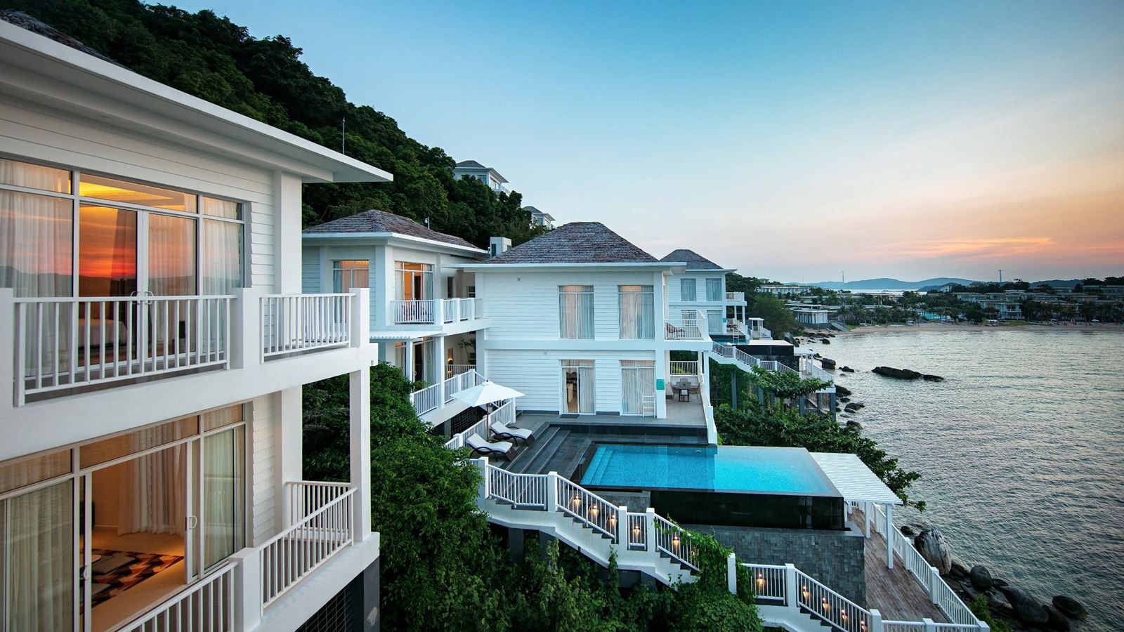 rooms-on-the-rock-villa-4-bedrooms