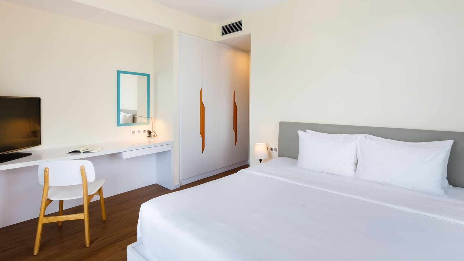 rooms-2-bedroom-deluxe-suite-ocean-view