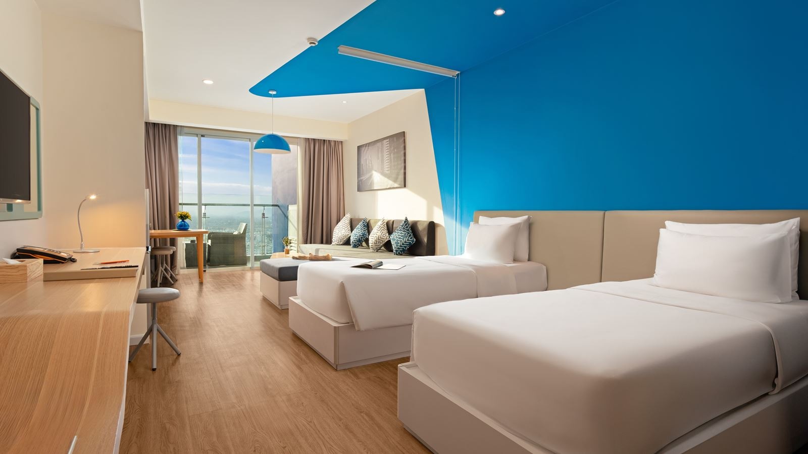 rooms-grand-deluxe-mountain-view