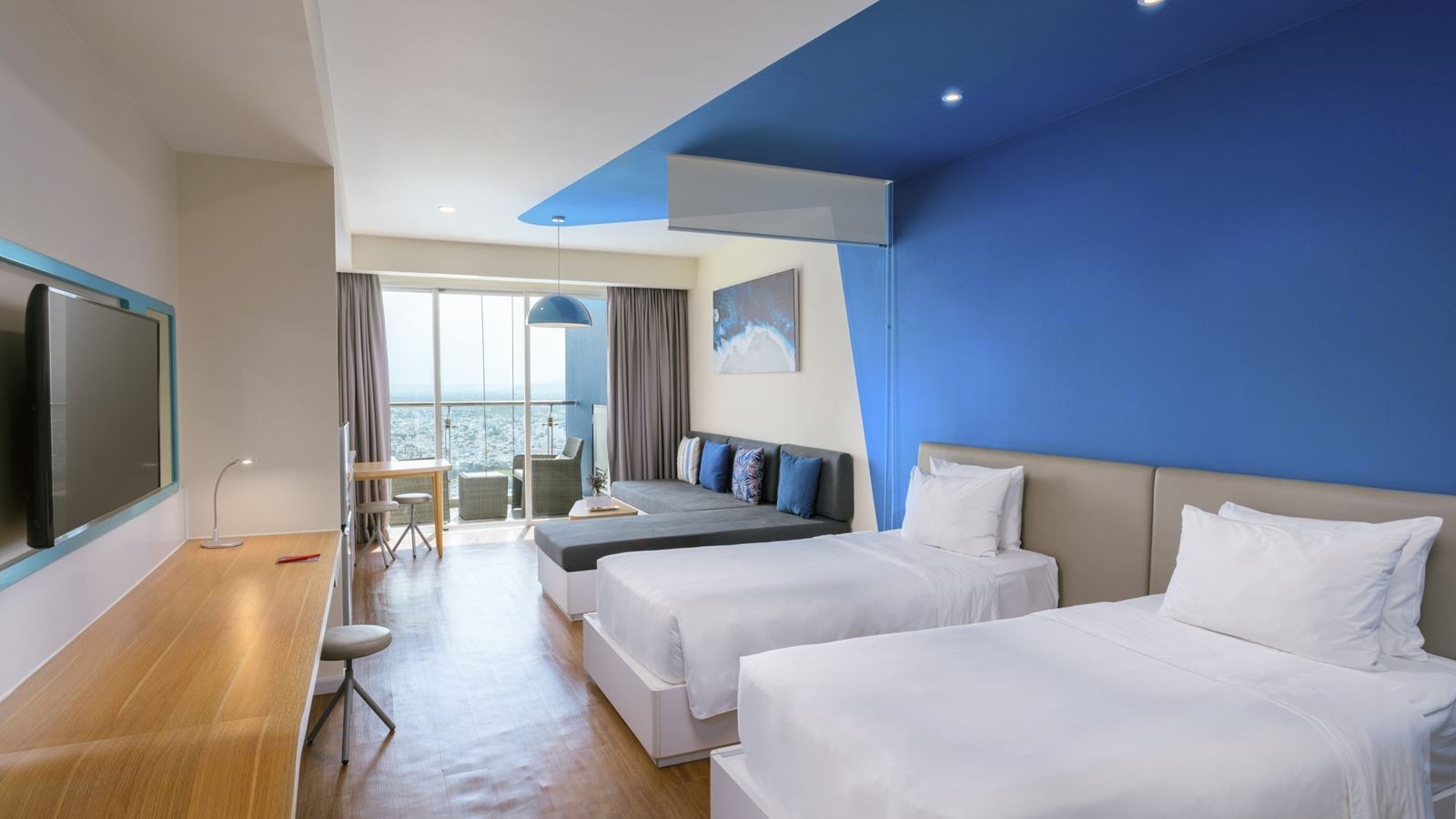 rooms-grand-deluxe-club-room-mountain-view-child-without-extra-bed