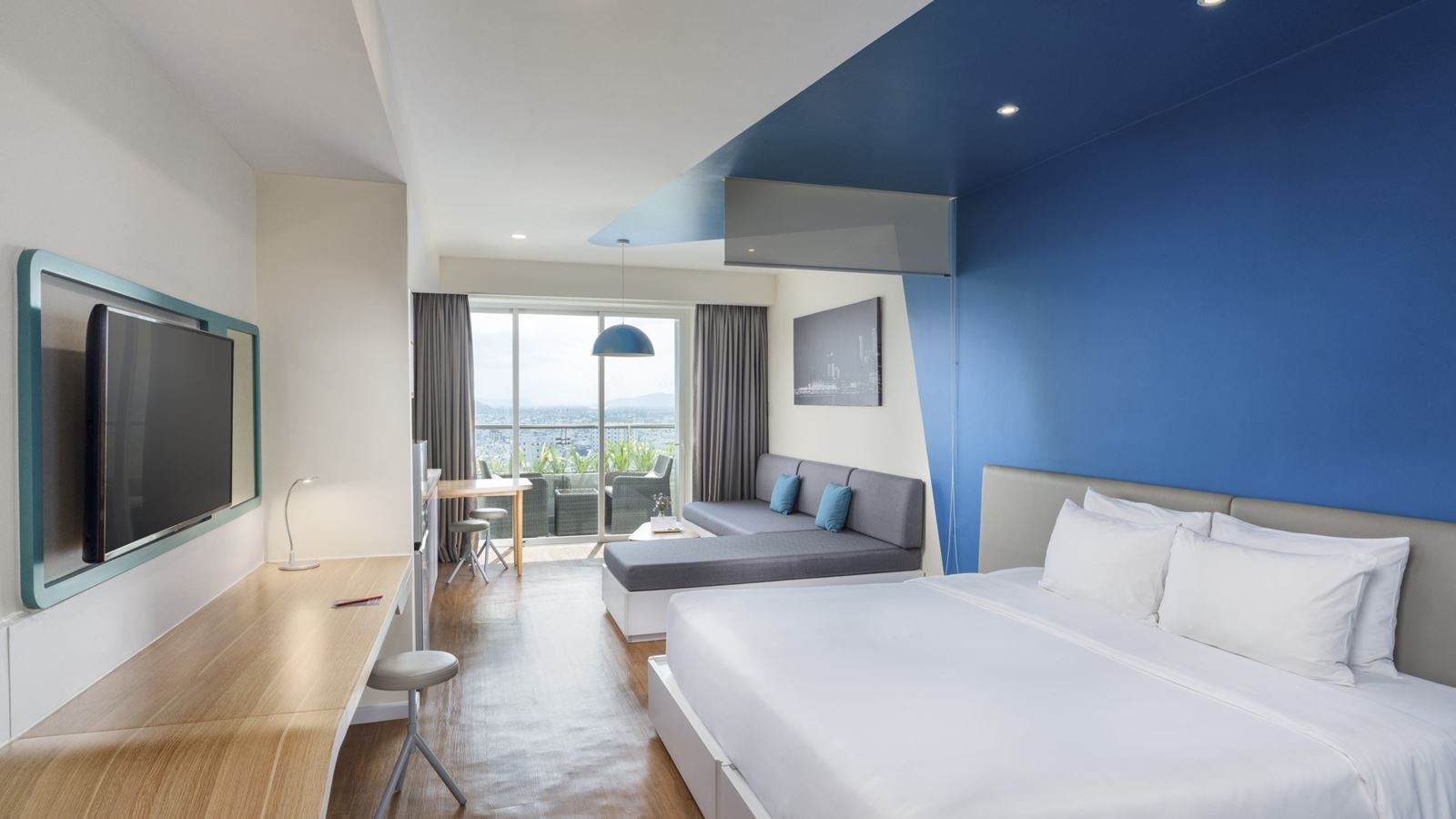 rooms-grand-deluxe-club-room-mountain-view-child-without-extra-bed