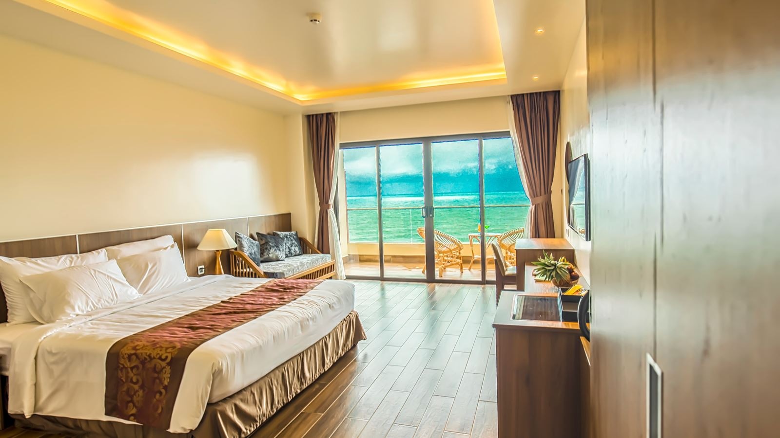 rooms-deluxe-double-room--sea-view