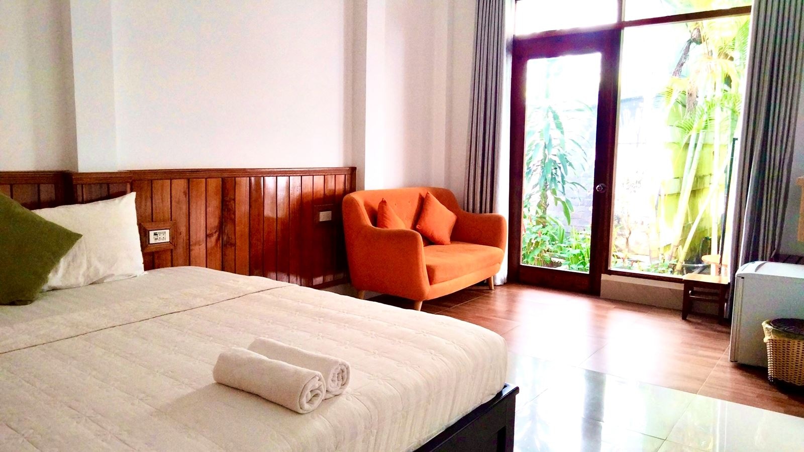 rooms-bungalow-standard-with-terrace