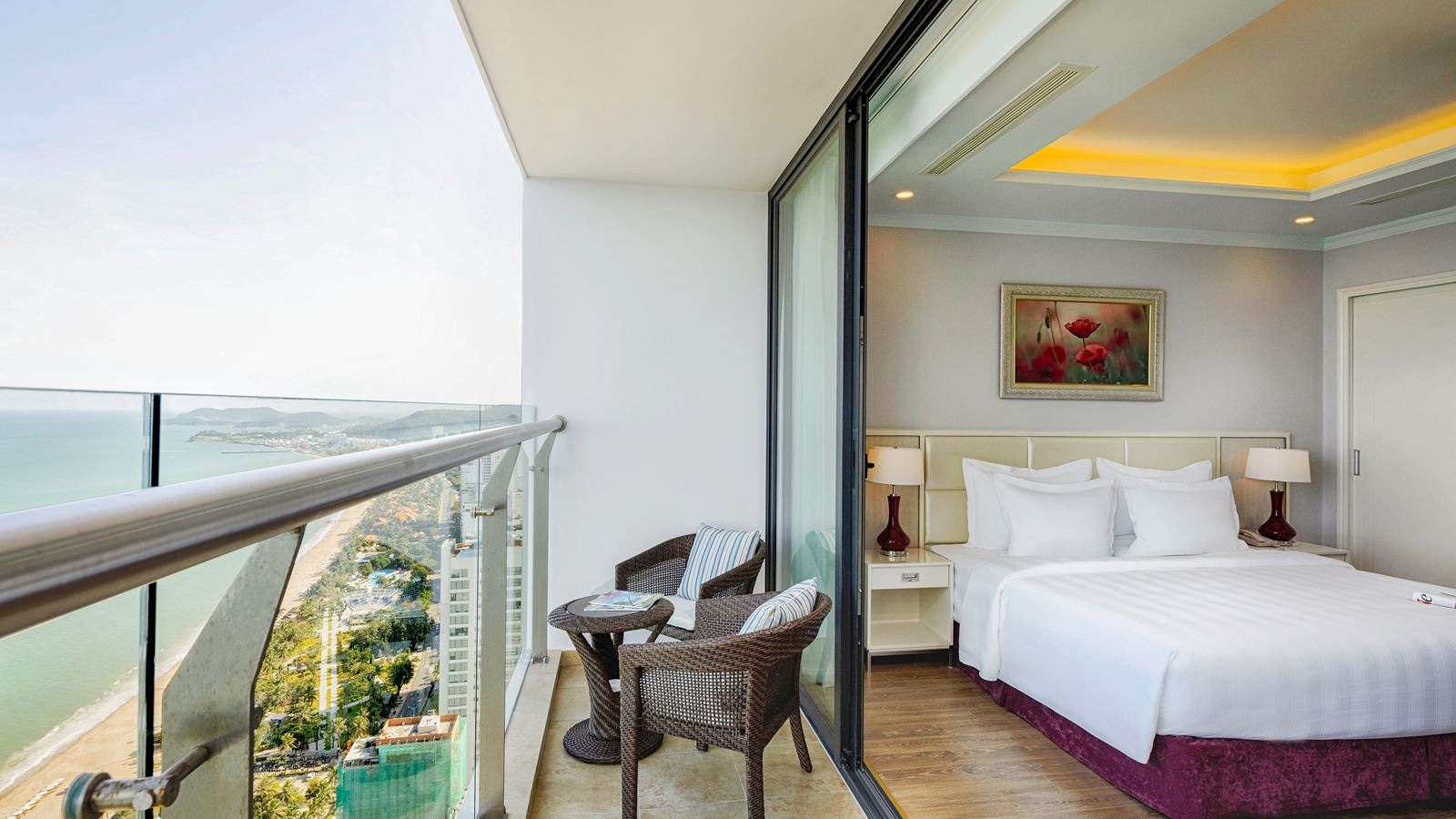 rooms-studio-oceanfront