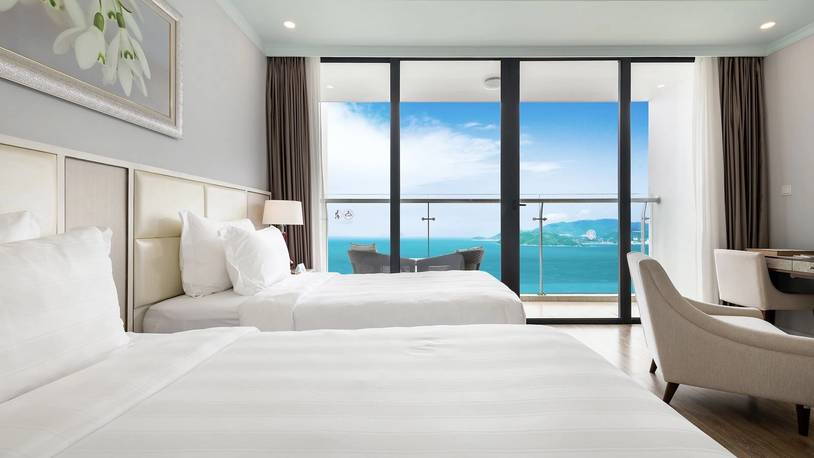 rooms-studio-oceanfront-child-without-extra-bed