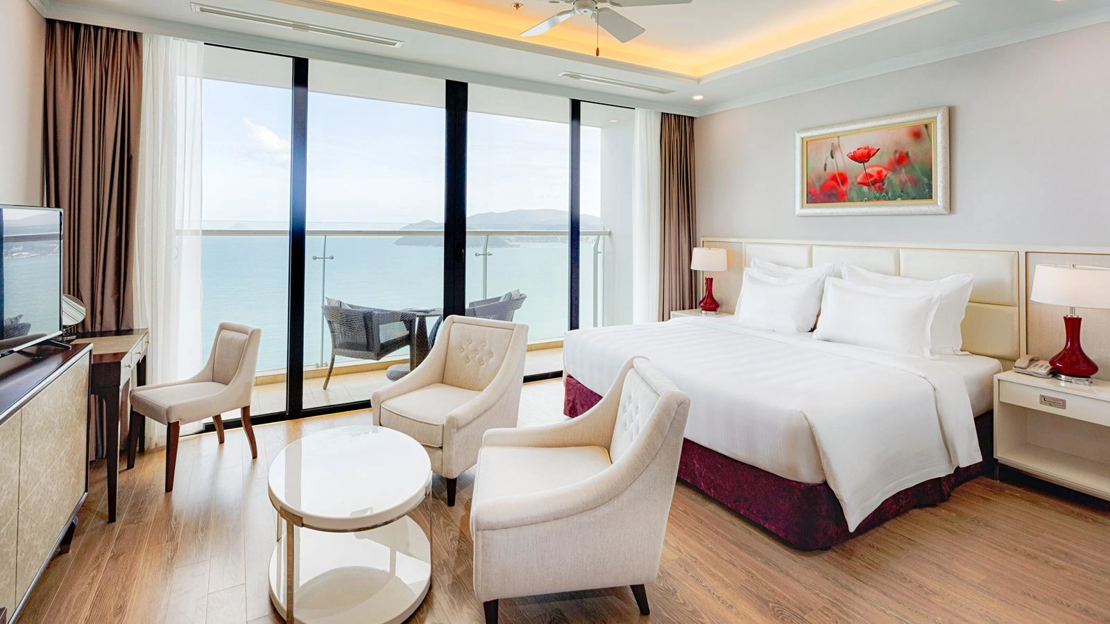 rooms-studio-oceanfront-child-without-extra-bed