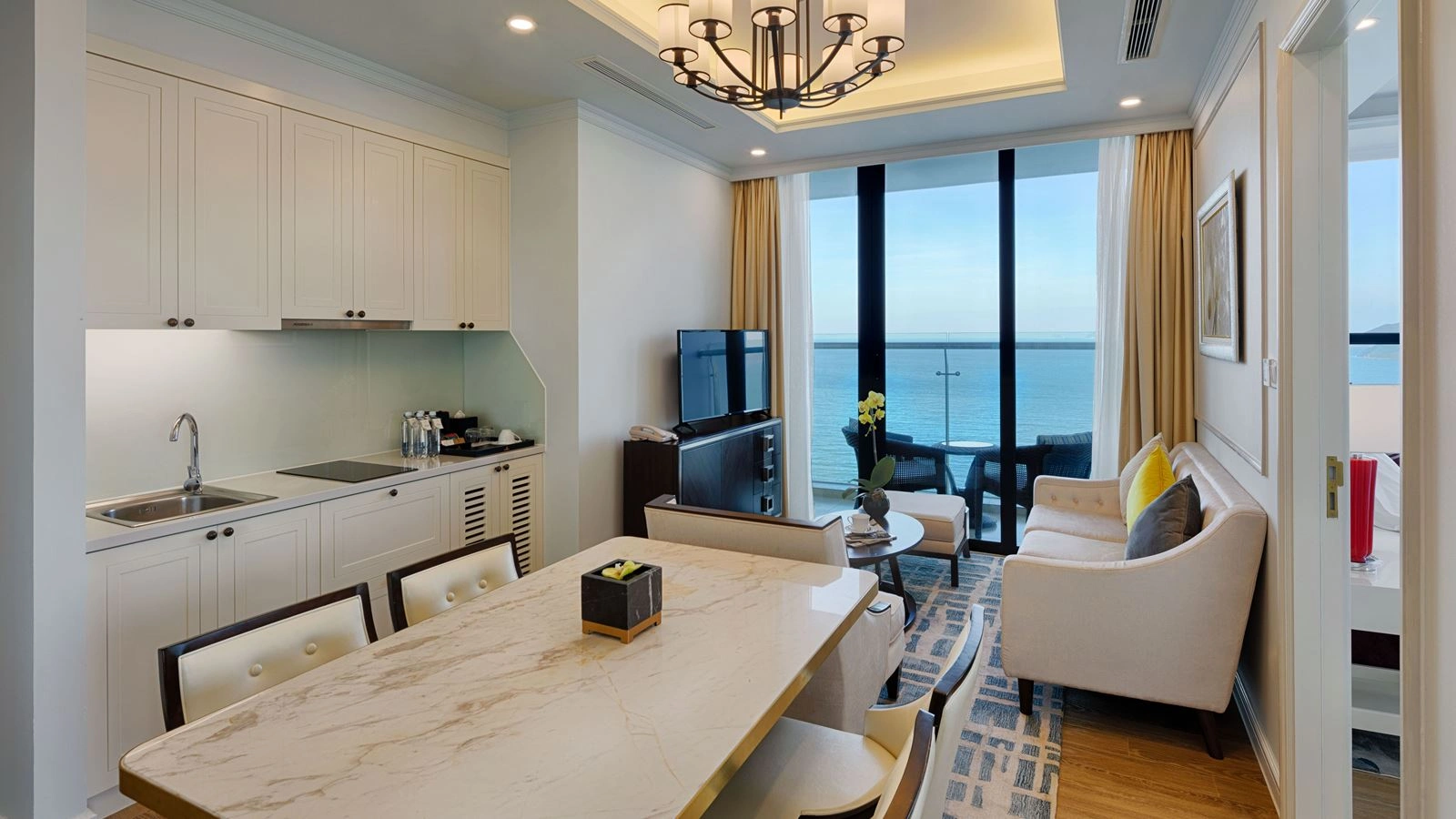 rooms-2bedroom-suite-ocean-view-no-extra-bed