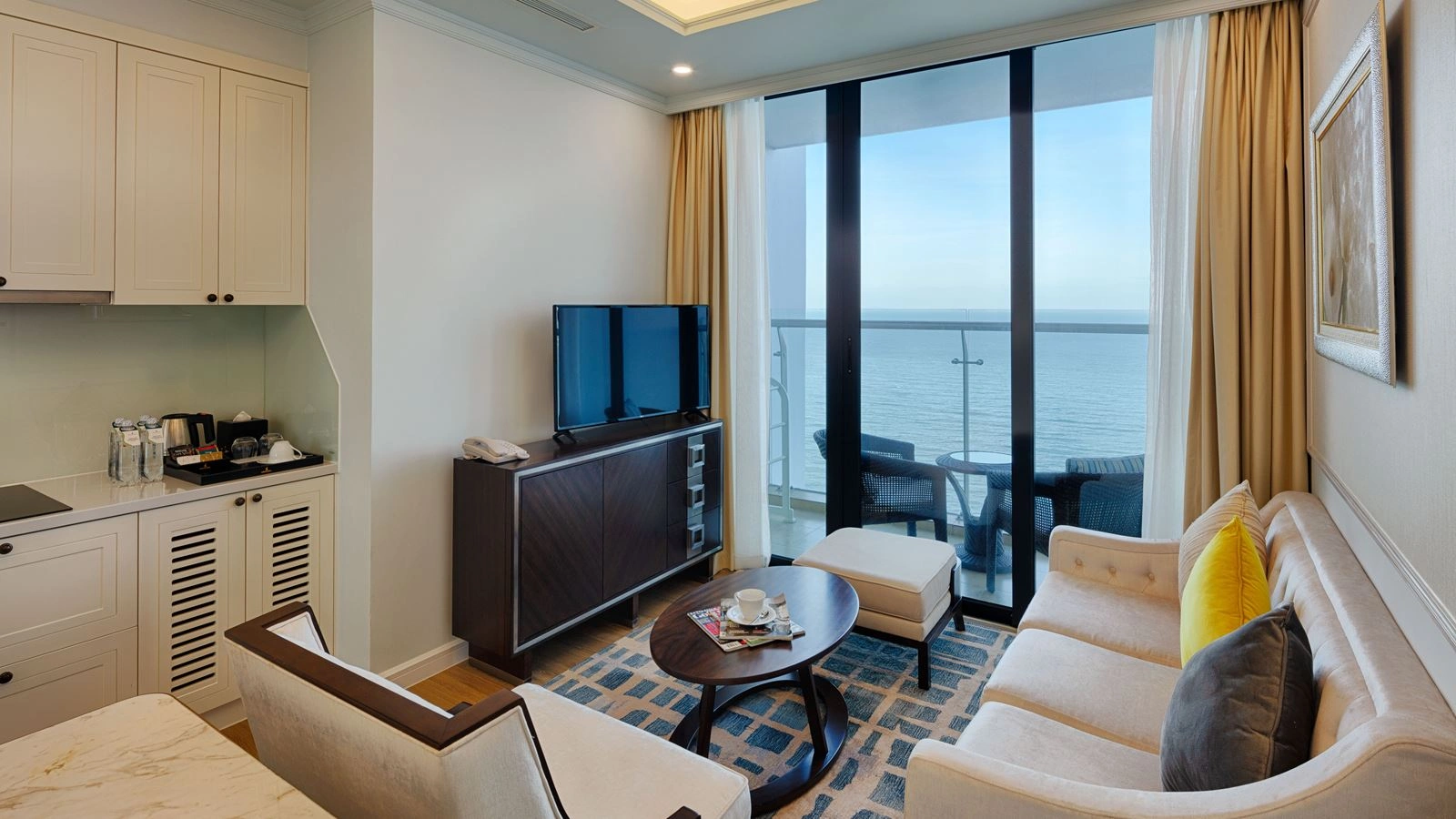 rooms-2bedroom-suite-ocean-view-no-extra-bed