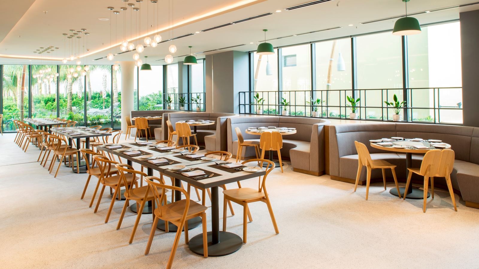 restaurants-club-house