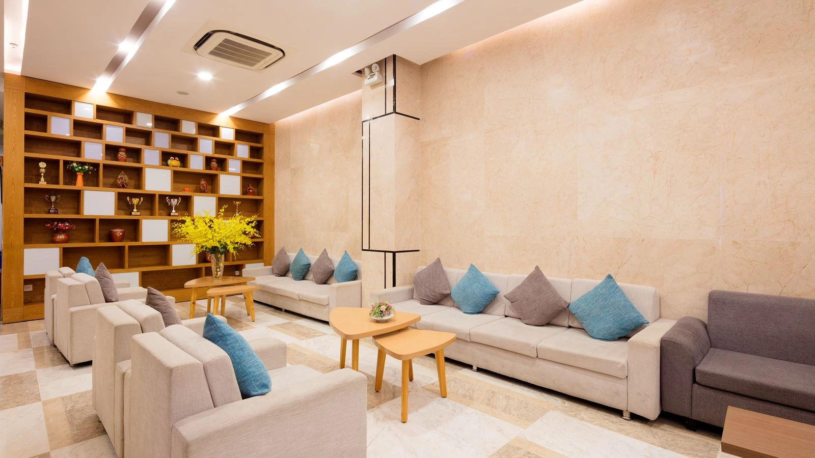 general-main-building