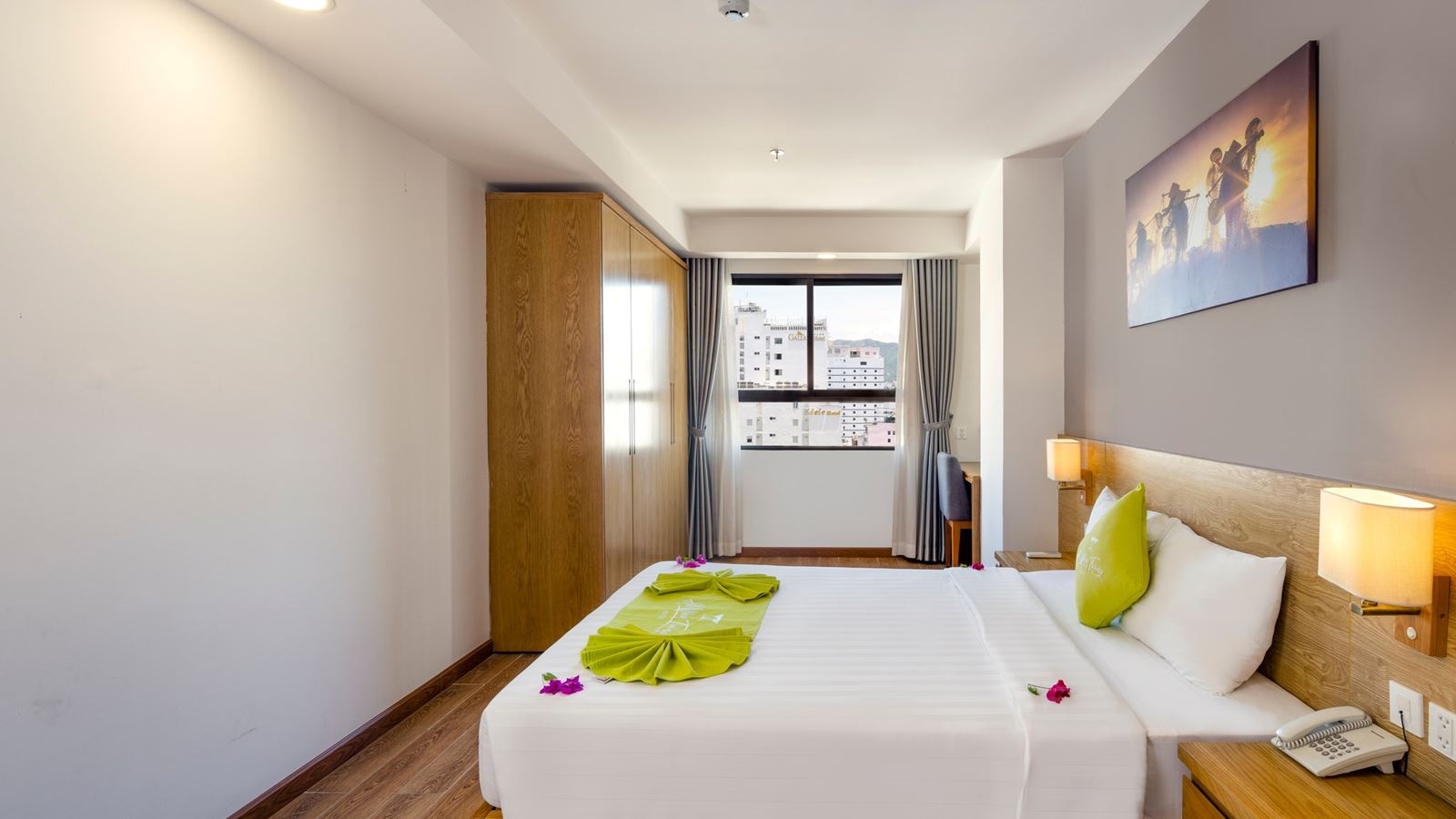 rooms-deluxe-with-window-no-extra-bed