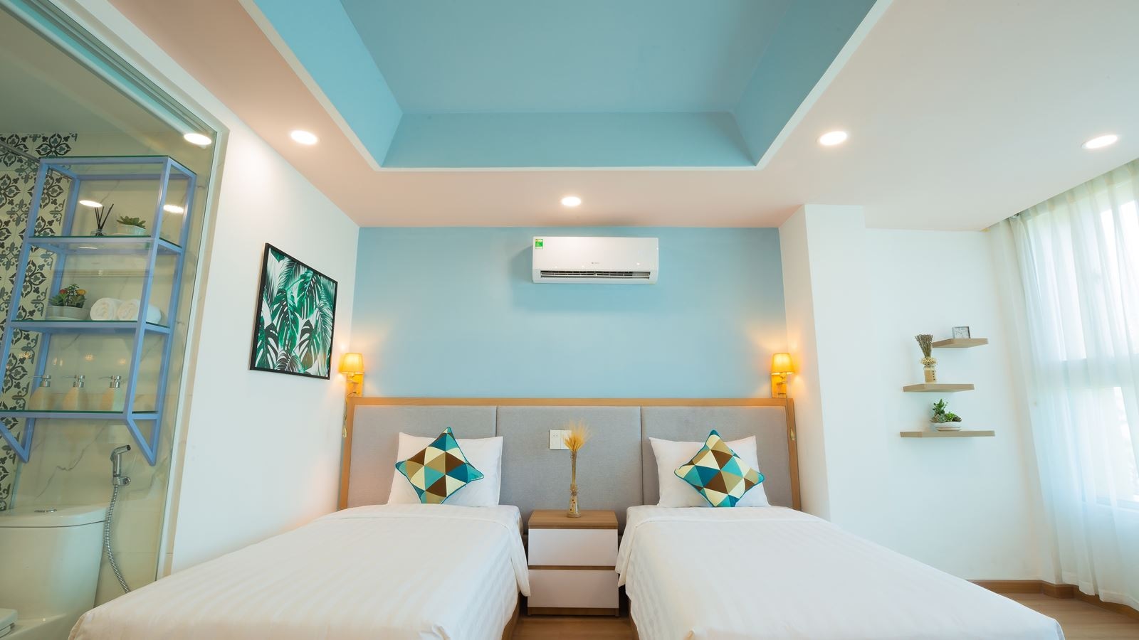 rooms-room-premium-city-view