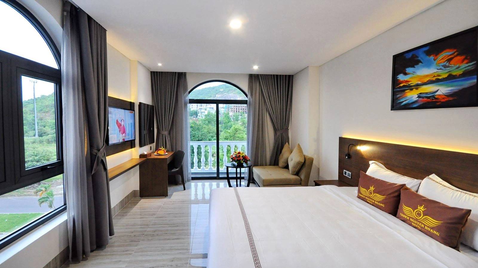 rooms-deluxe-with-balcony