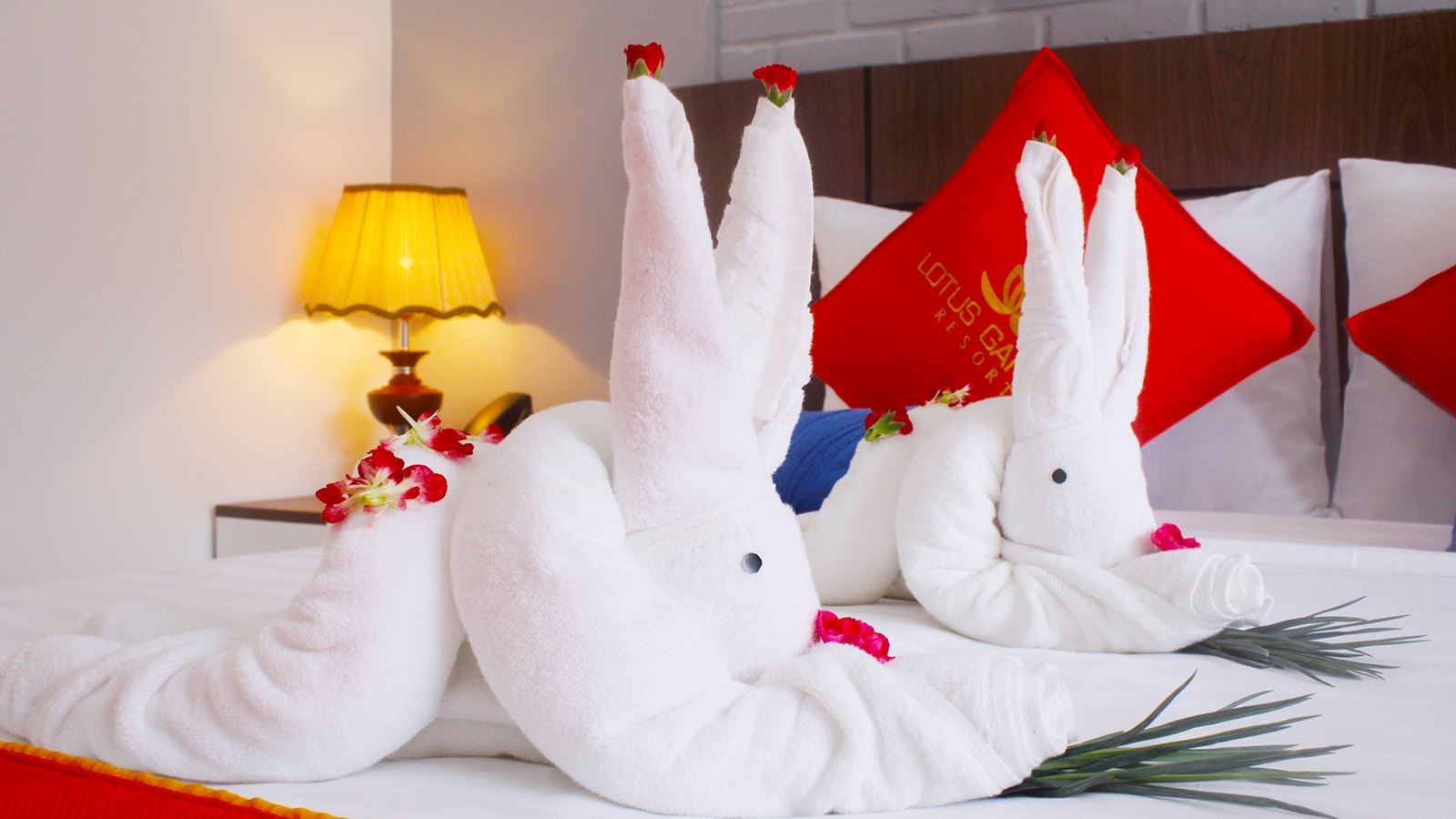 rooms-deluxe-ocean-view-with-balcony-child-without-extra-bed