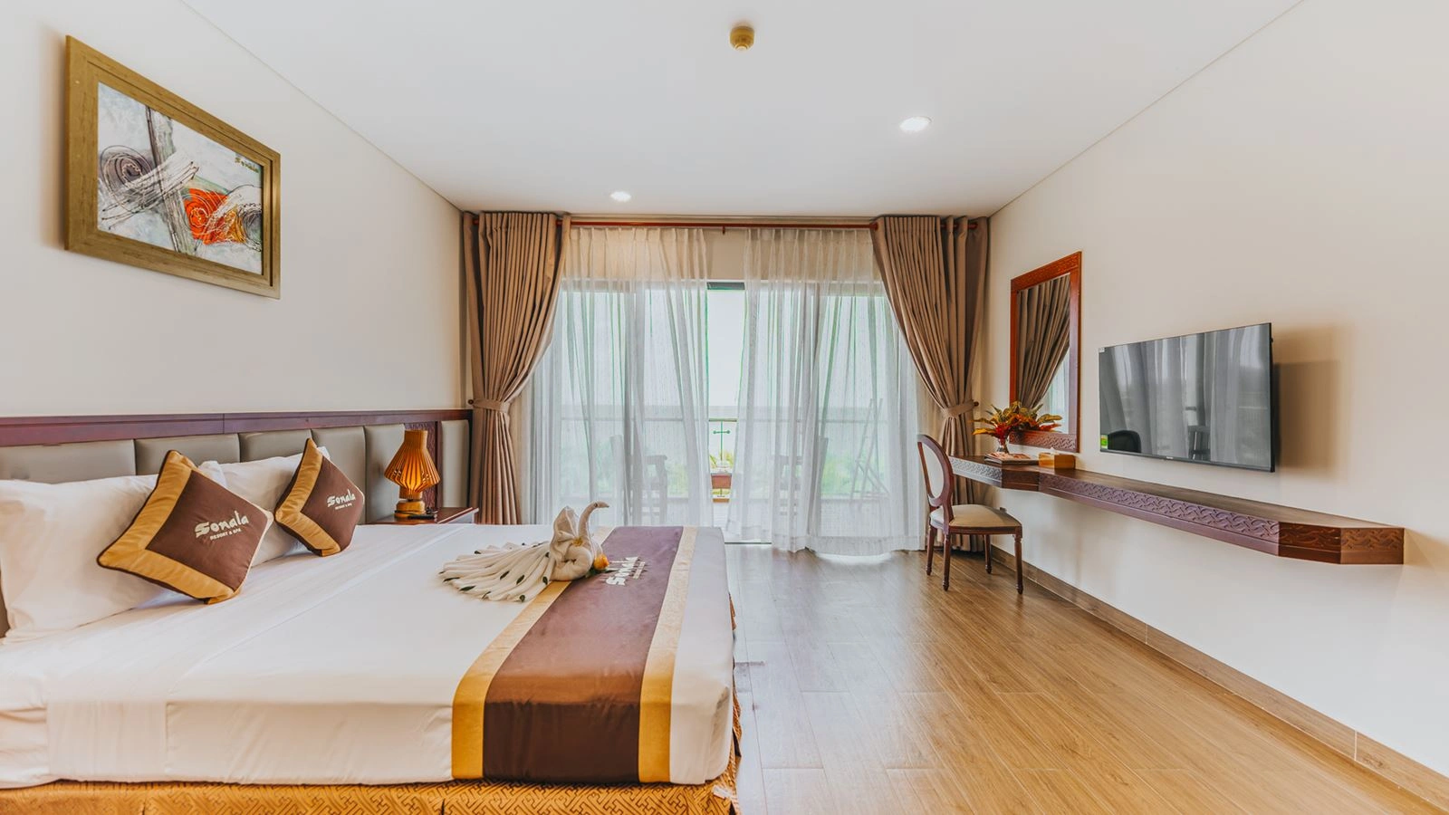 rooms-deluxe-lotus-view-child-without-extra-bed