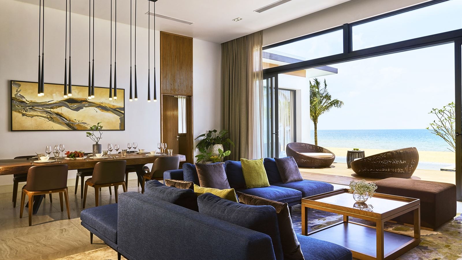 rooms-3-bedroom-villa-beachfront-with-private-pool