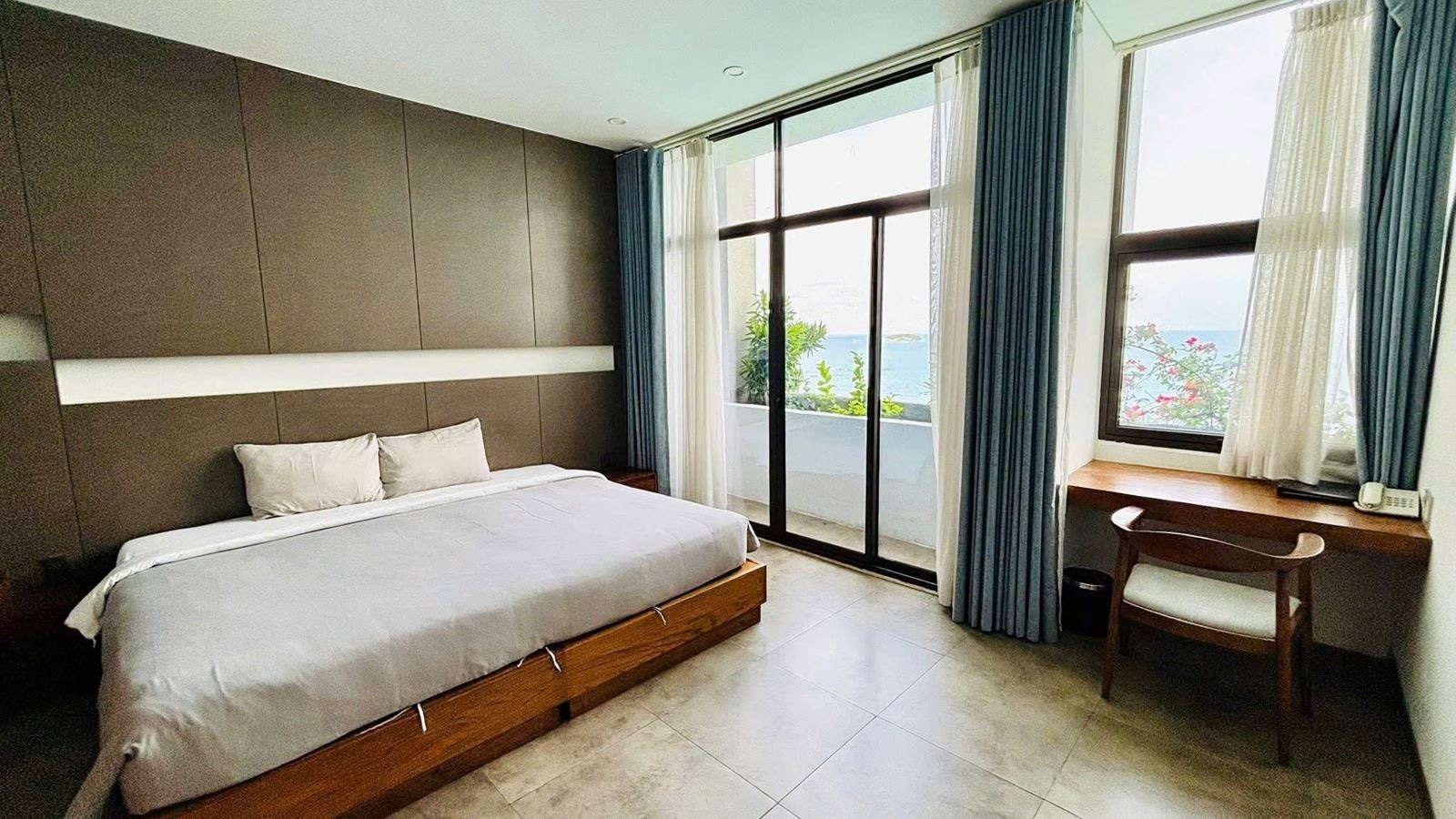 rooms-junior-suite-sea-view