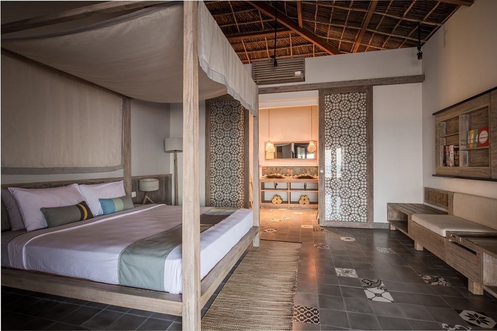 rooms-deluxe-beachfront-bungalow-child-without-extra-bed