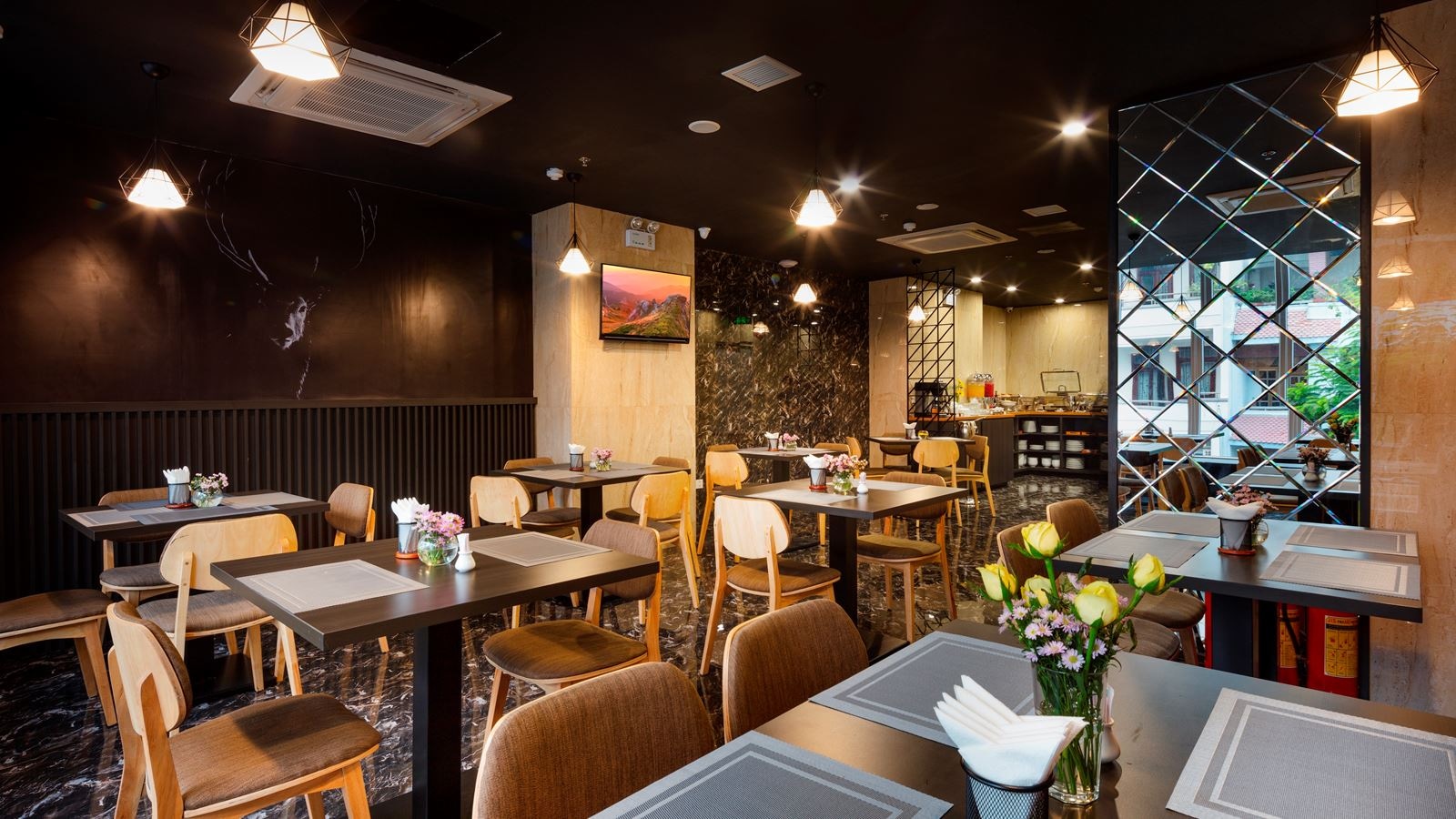 restaurants-restaurants