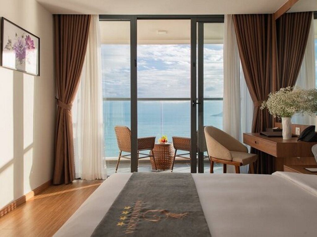 rooms-deluxe-ocean-view
