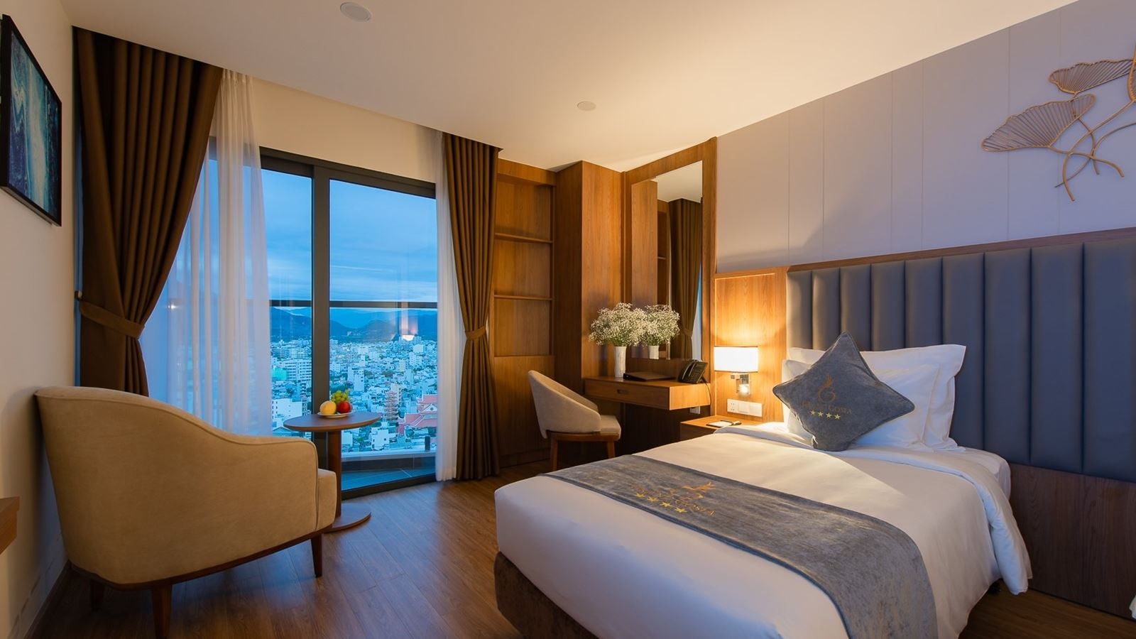 rooms-superior-city-view