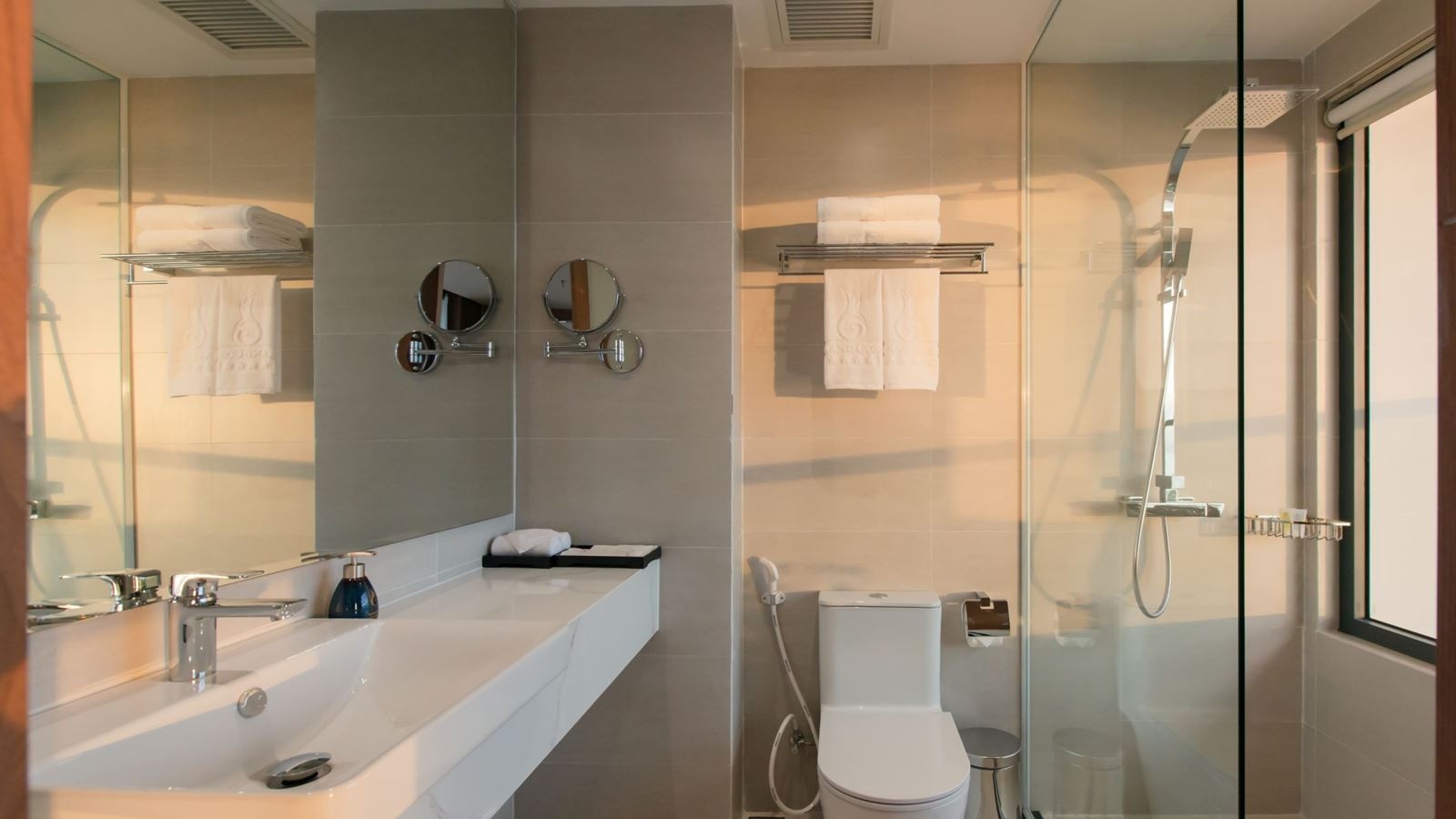 rooms-senior-deluxe-ocean-view-child-without-extra-bed