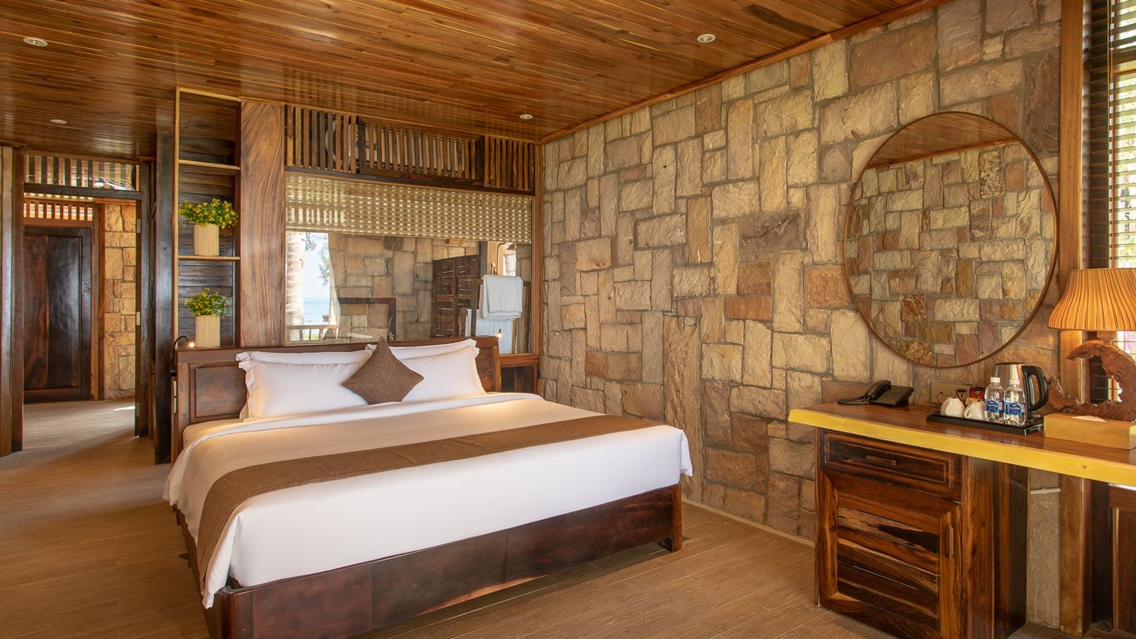 rooms-ocean-bay-beach-bungalow