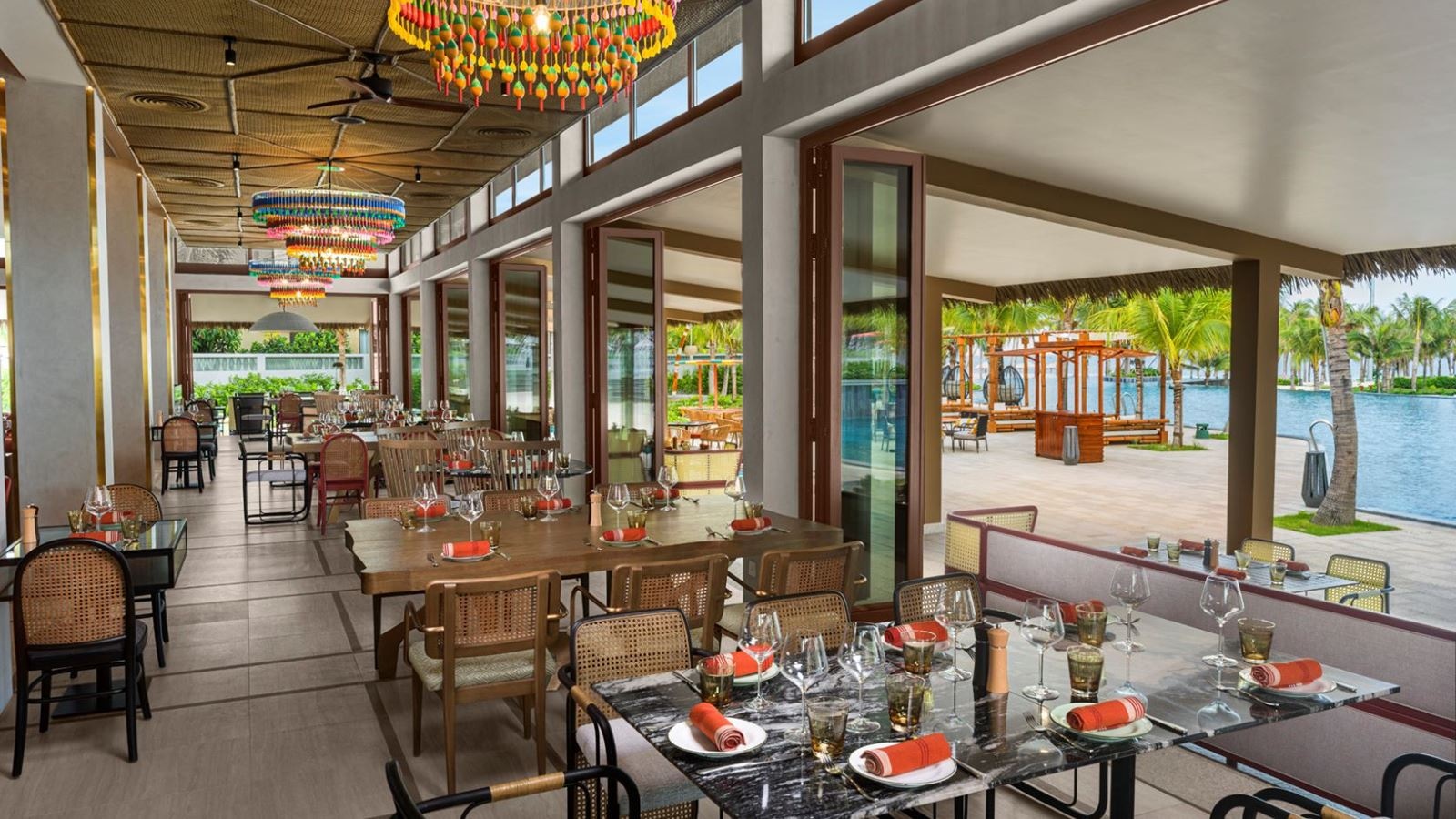 restaurants-lua--grill--bar