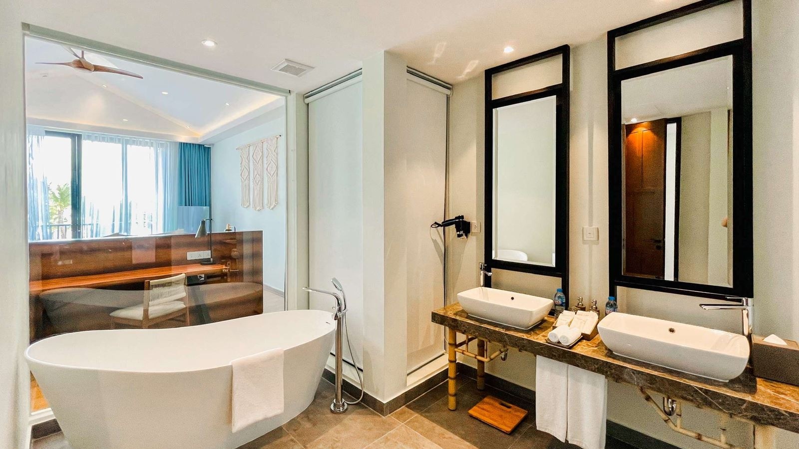 rooms-1bedroom-ocean-pool-villa-child-without-extra-bed